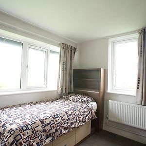 Single Ensuite Room
